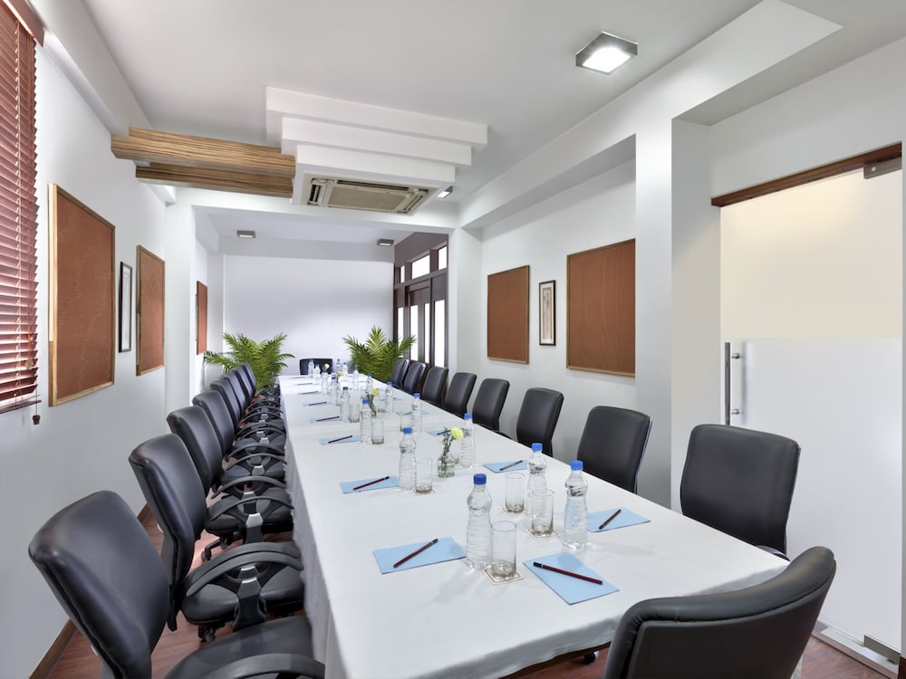 Bloom Hotel - CR Park 50/56