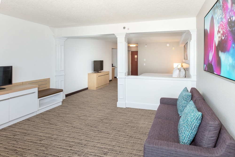 Hilton Garden Inn Daytona Beach Airport 8/55