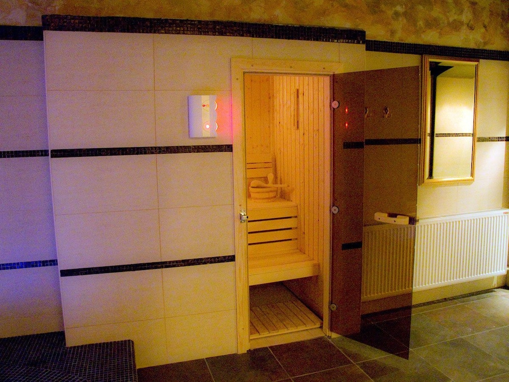 Garni Hotel Leopold I 4/20