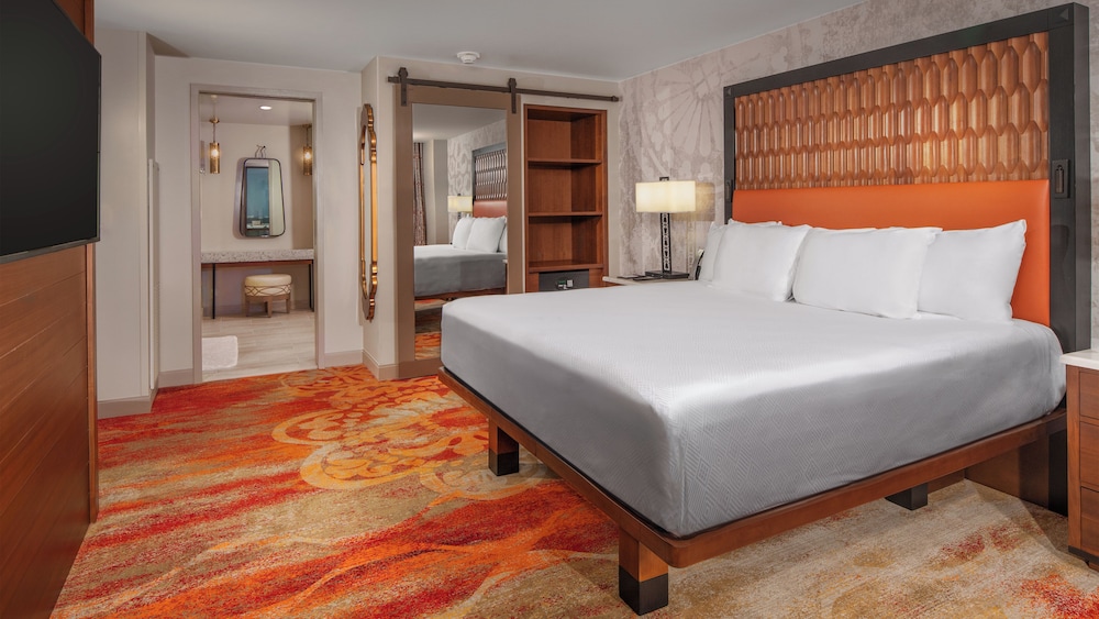 Disneys Coronado Springs Resort 10/50