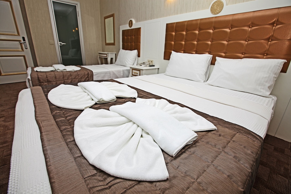 Cuento Hotel 18/62