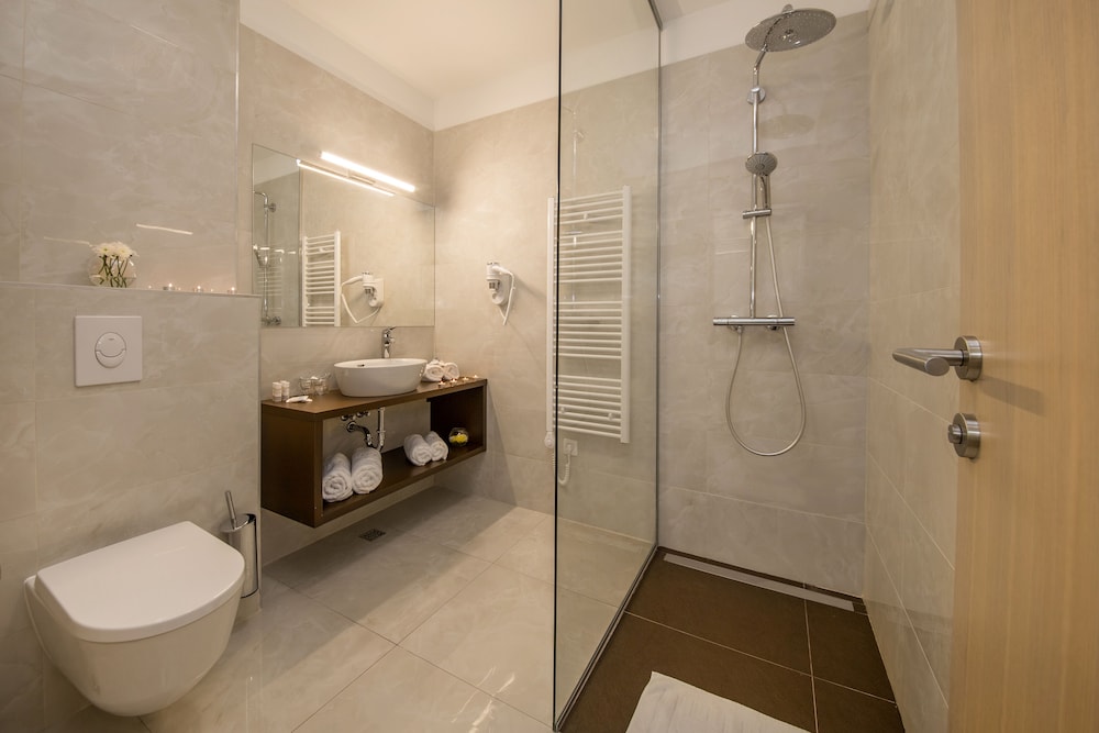 Hotel Rotondo 32/35