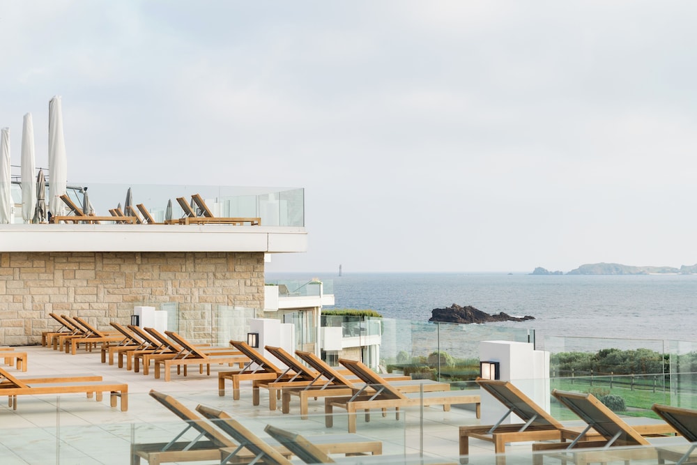 Hotel Emeria Dinard Thalasso and Spa 68/76