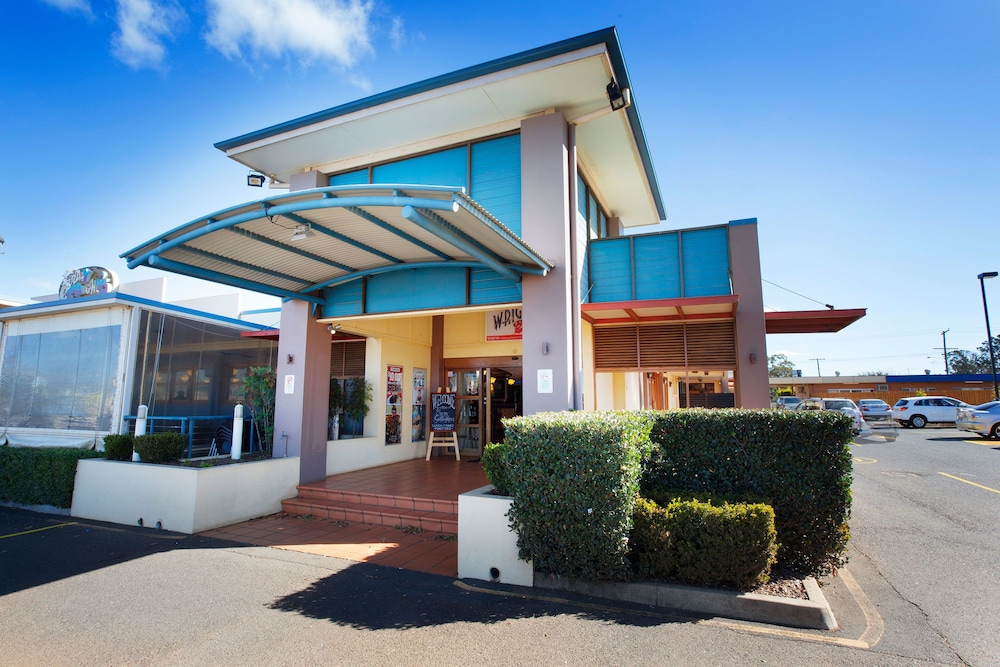 Wilsonton Hotel 2/61