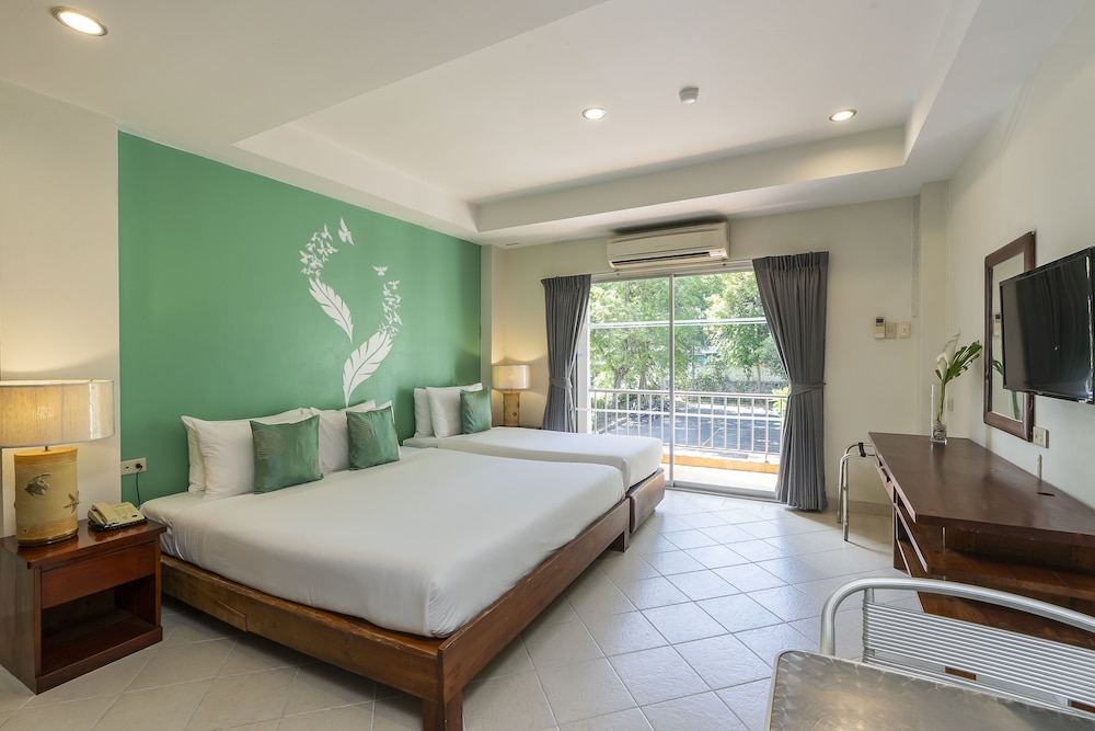 Bella Villa Pattaya 3rd Road 29/50
