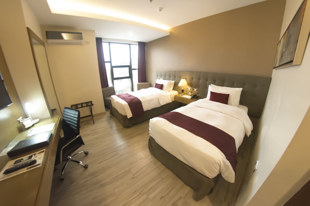 Ironwood Hotel 16/52