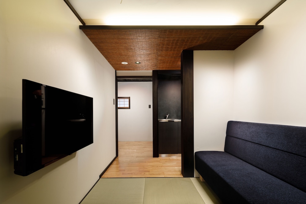 Tsumugi Shichijo Kagiyacho 36/48