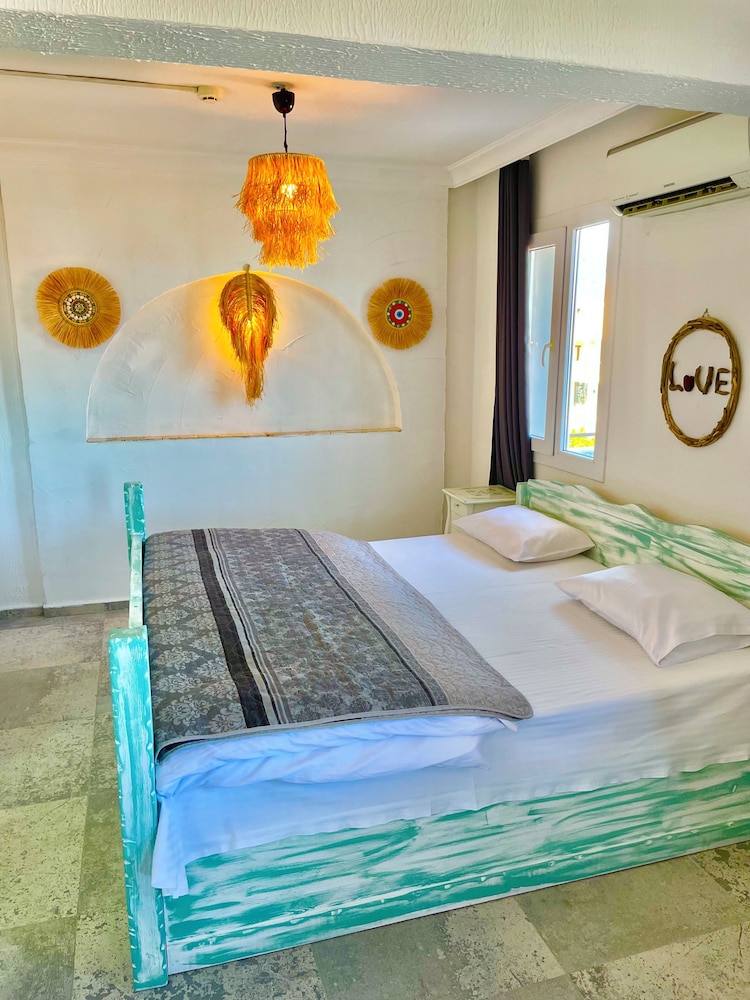 Barba Otel 26/49