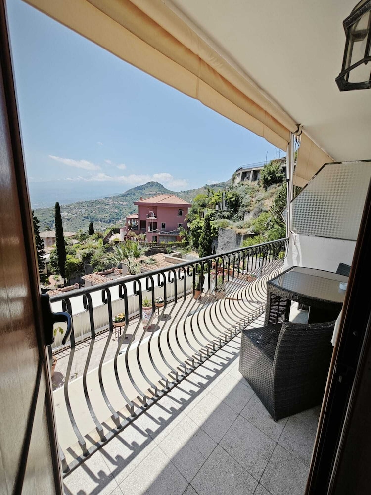 Villa Greta 30/48