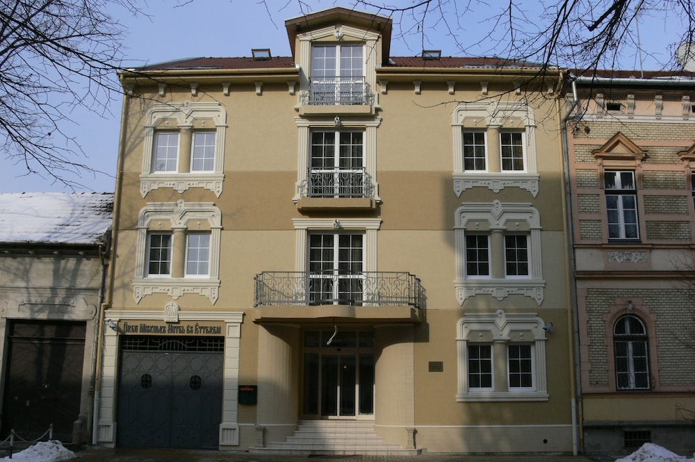 Old Miskolcz Hotel & Restaurant 1/34