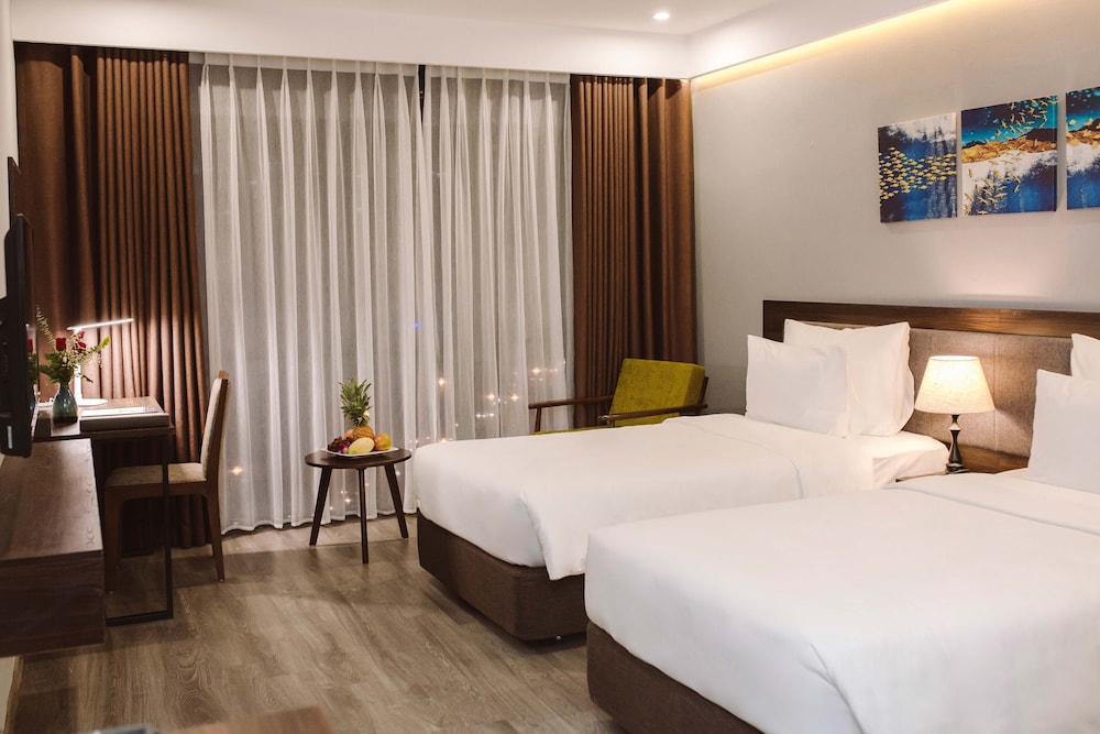 Reyna Hotel Hanoi 16/50