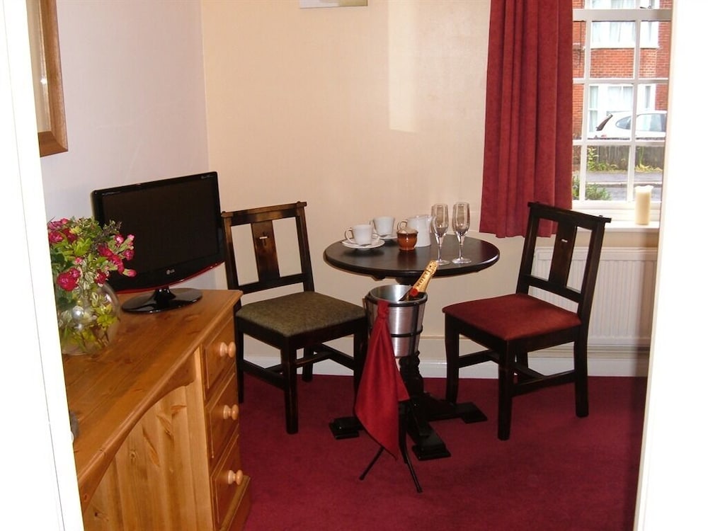 The Wheatsheaf Inn 23/38