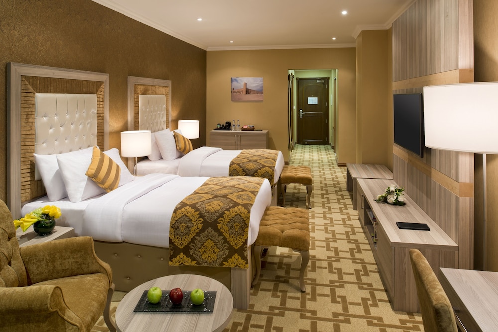 SAPPHIRE PLAZA HOTEL 20/79