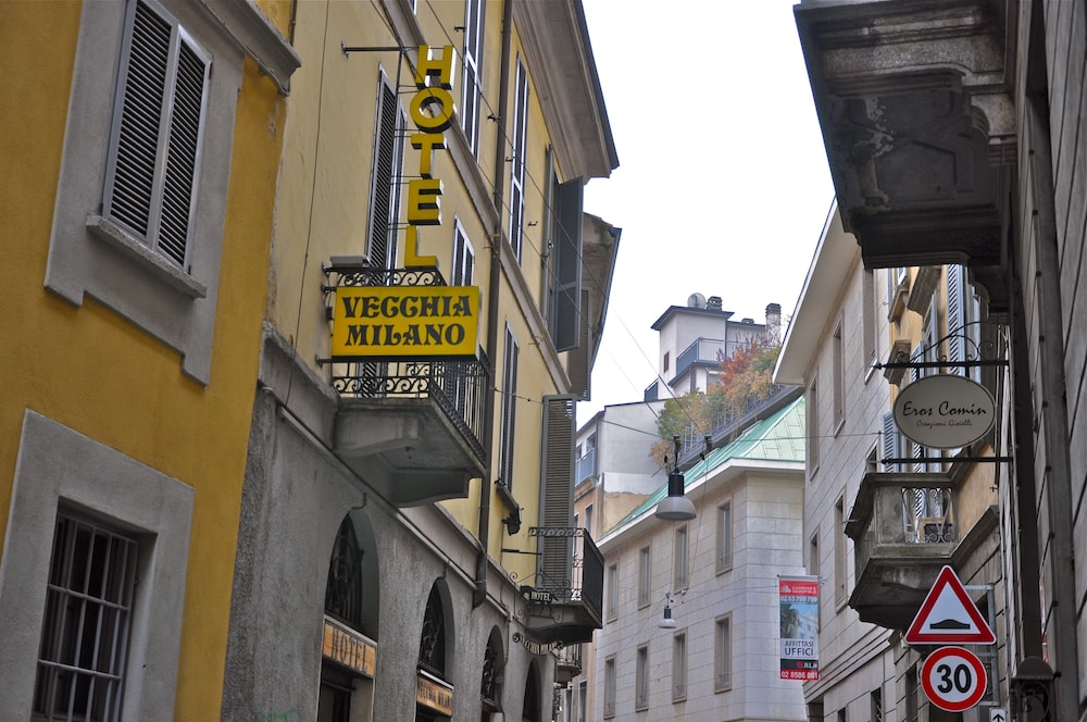 Hotel Vecchia Milano 40/57