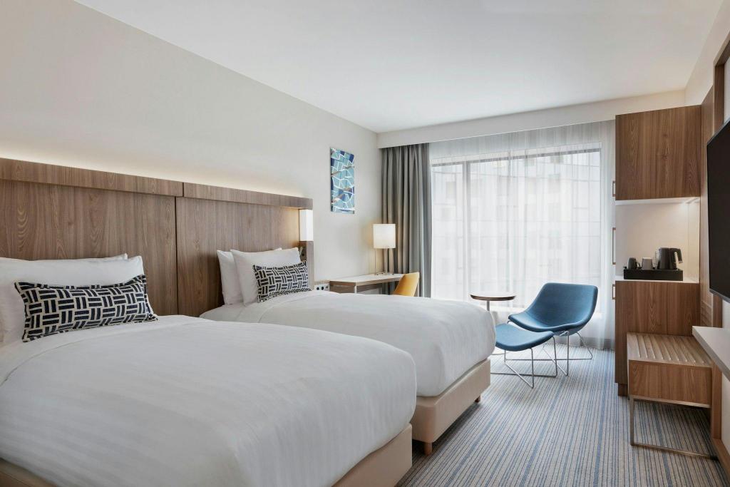 Guest Room, Standard, Twin Beds, Courtyard View