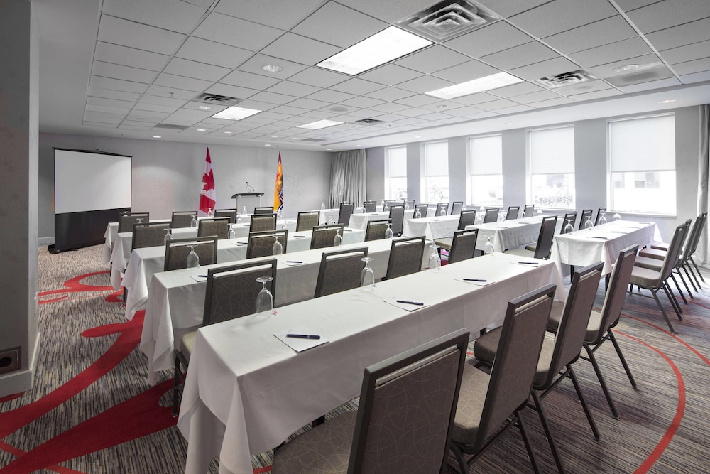 Delta Hotels By Marriott Beausejour 38/45