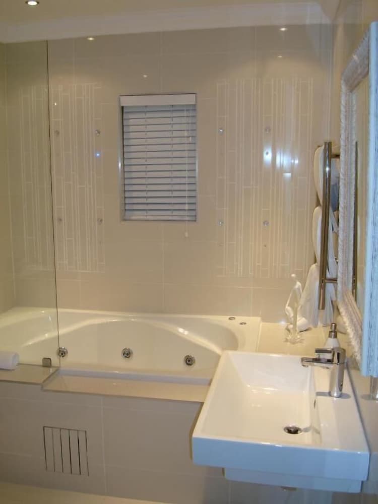 Sanchia Luxury Guesthouse 27/27