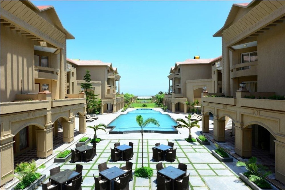 The Chariot Resort Spa 47/55