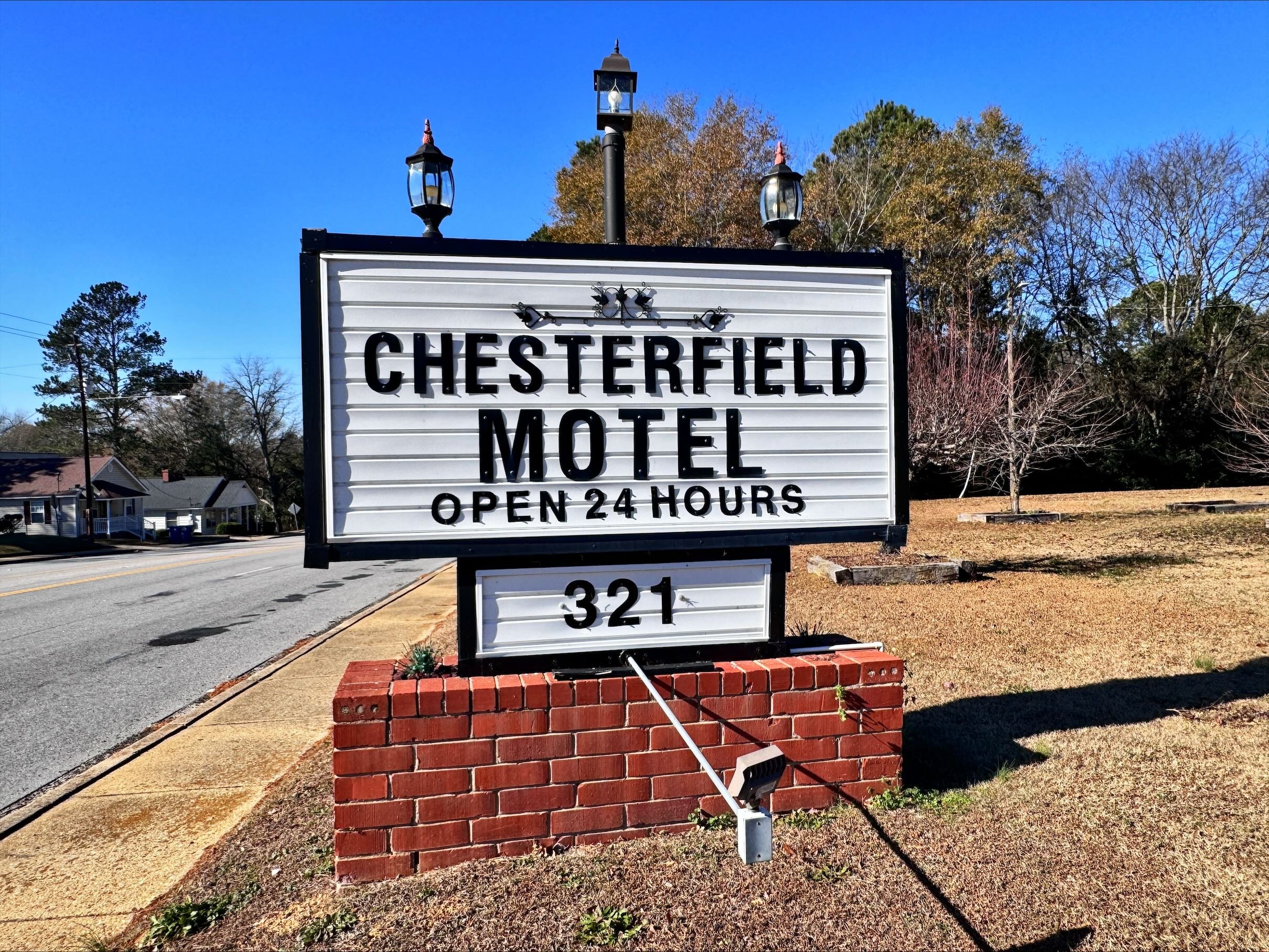 Chesterfield Hotel by OYO Hwy 9 14/55