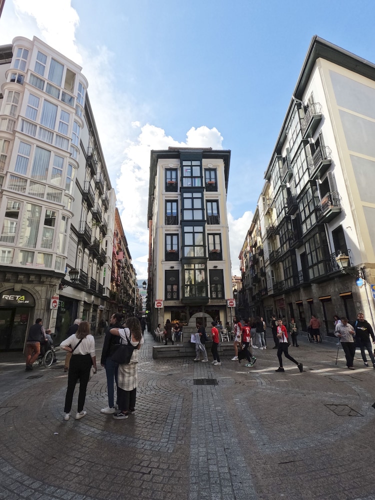 Casual Serantes Bilbao 26/35