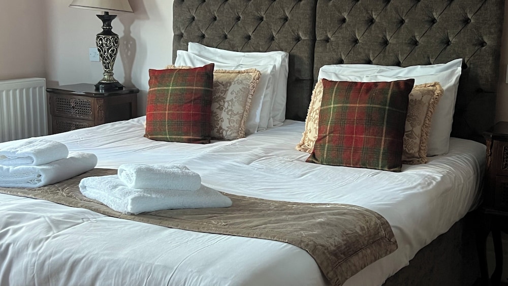 The Royal Oak Hotel And Restaurant 29/49