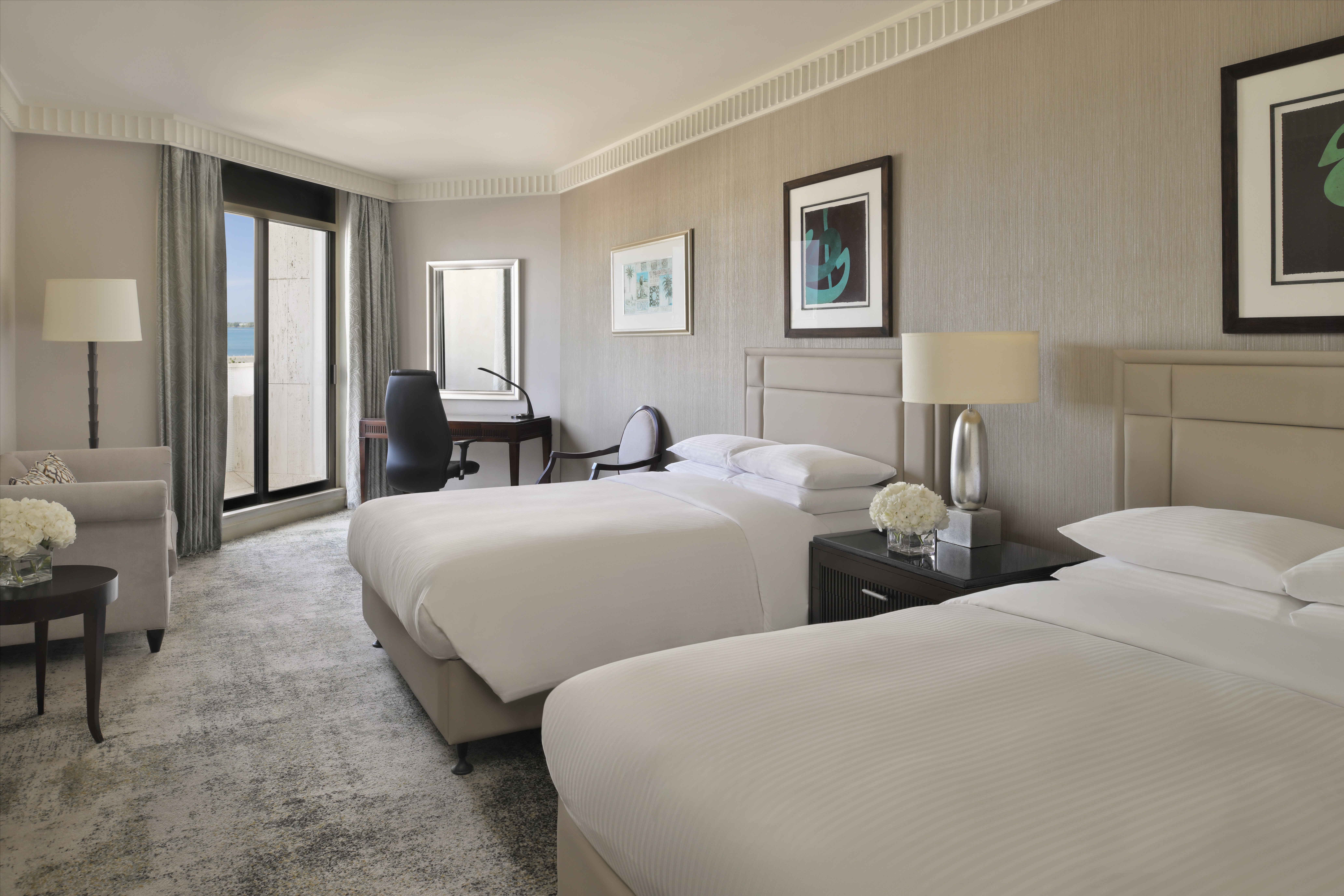 Premium, Twin Beds, Fountain View