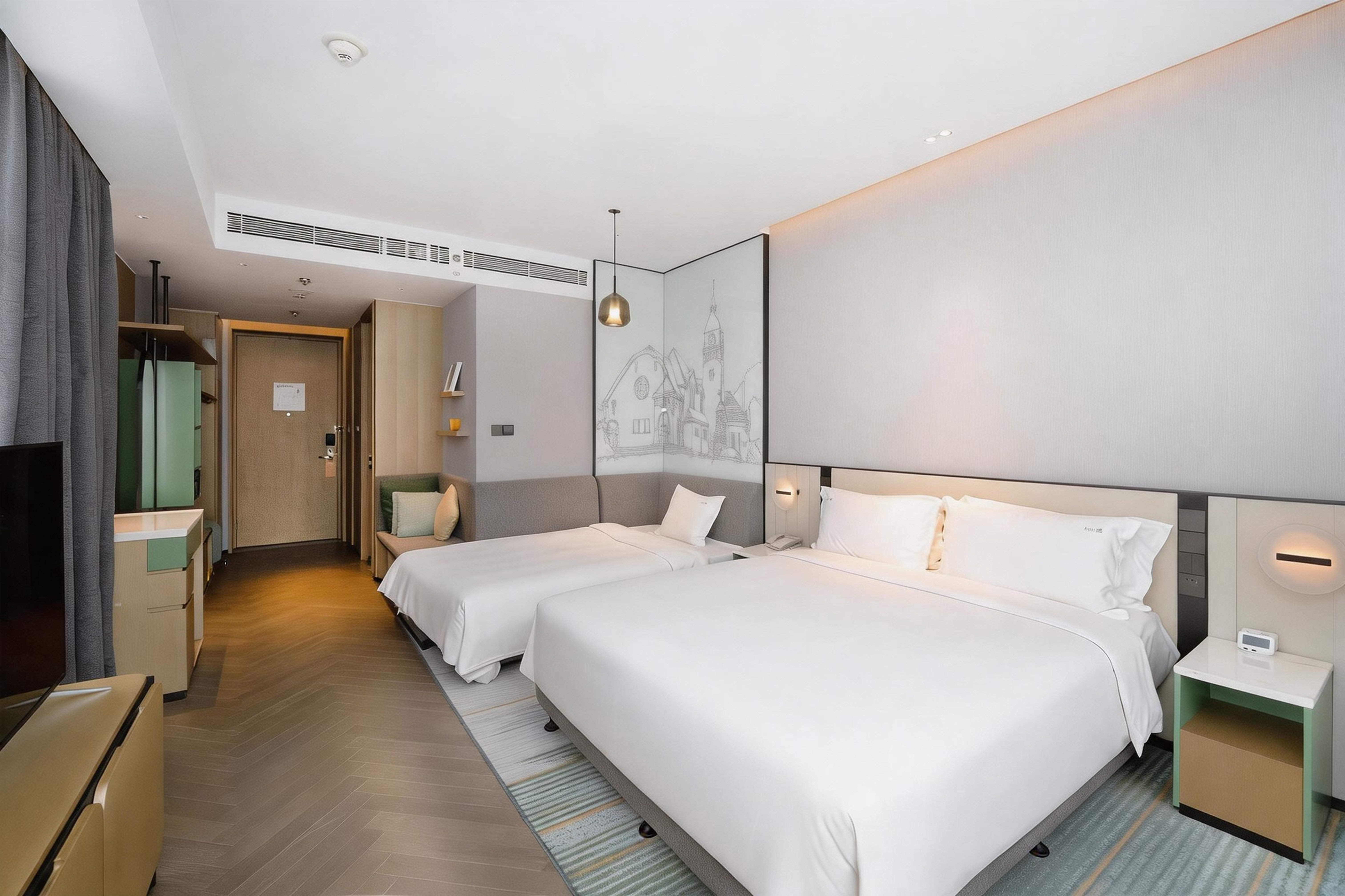 Holiday Inn and Suites Qingdao Jinshui 29/80