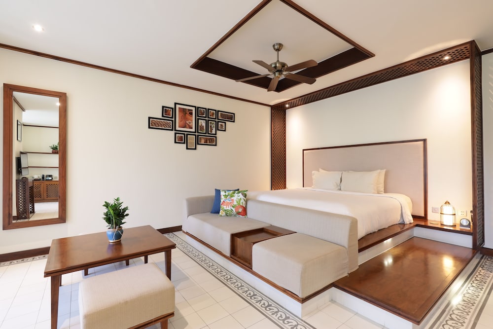 Junior Suite, King Bed