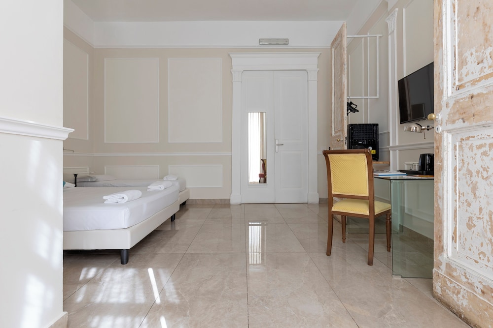 Hotel Principe Napolit Amo 18/57