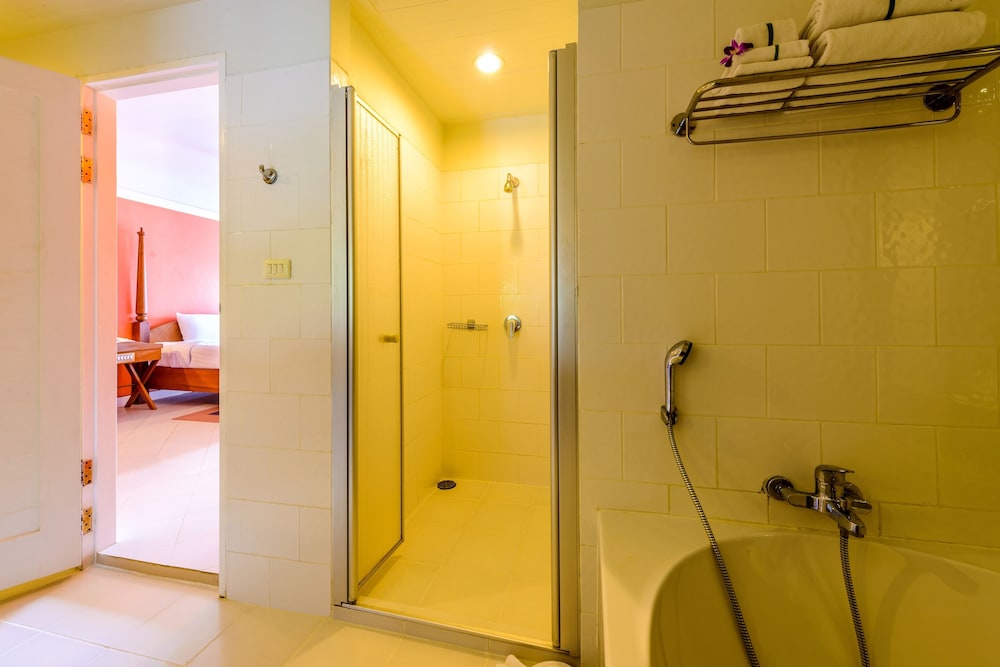 ANDAMAN SEAVIEW HOTEL 27/52