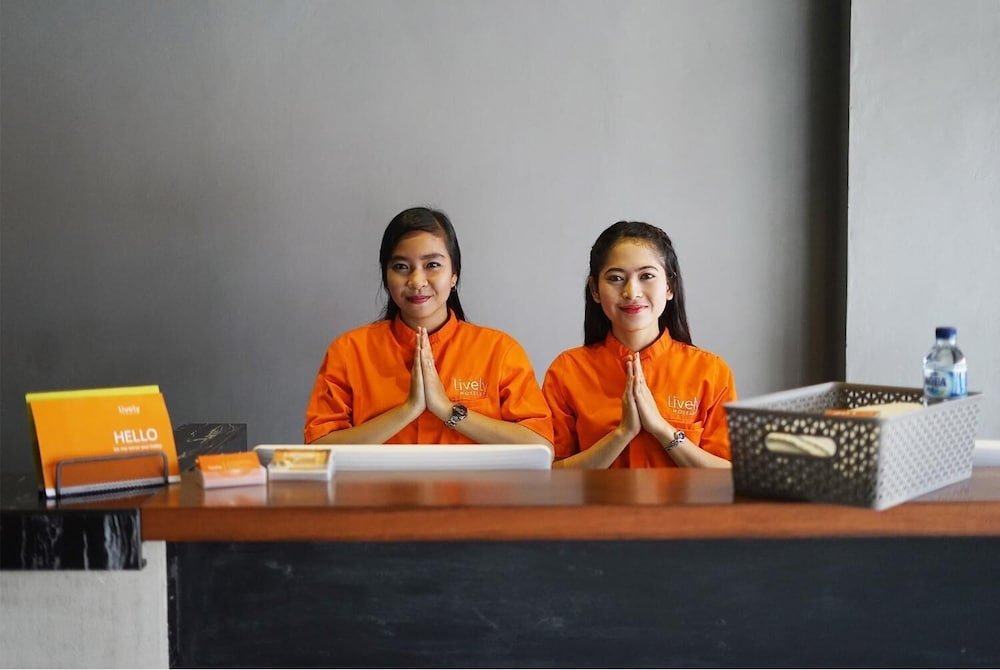The Lively Hotel Kualanamu 9/31