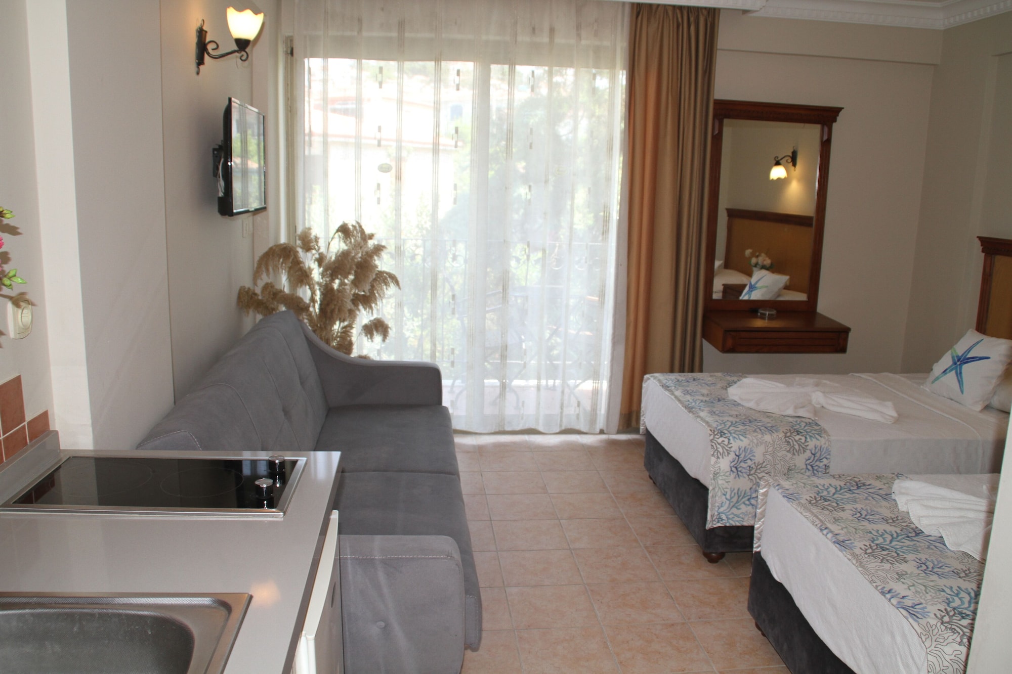 1 Bedroom, Studio, Twin Beds, Garden View, Rosy Suites Hotel 9/9