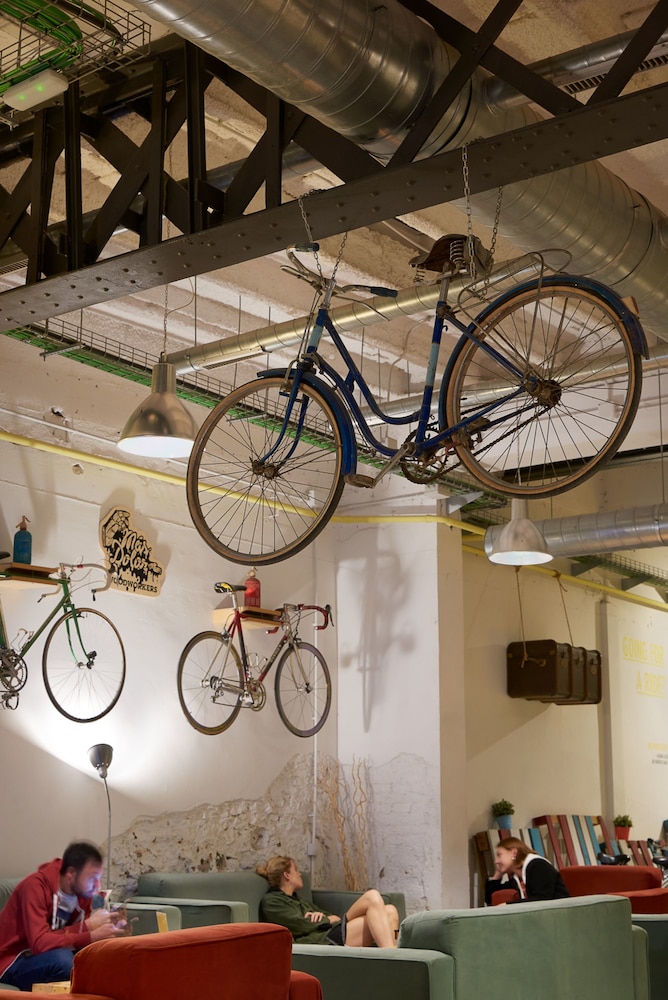 Bed and Bike Barcelona 5/50