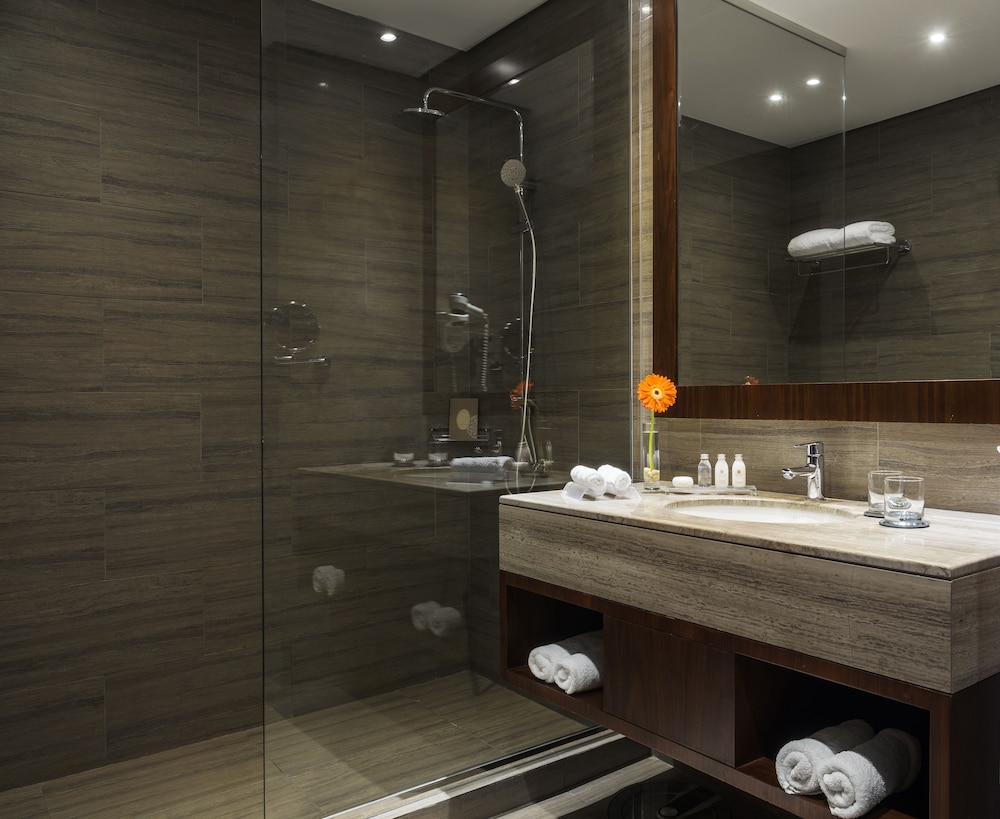 فندق البيلسان(Bay La Sun Hotel & Marina) 14/65