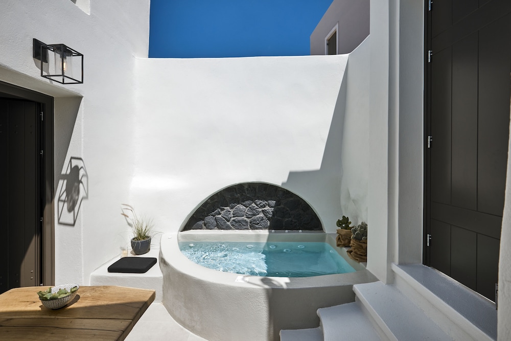 Floria Suites 22/46