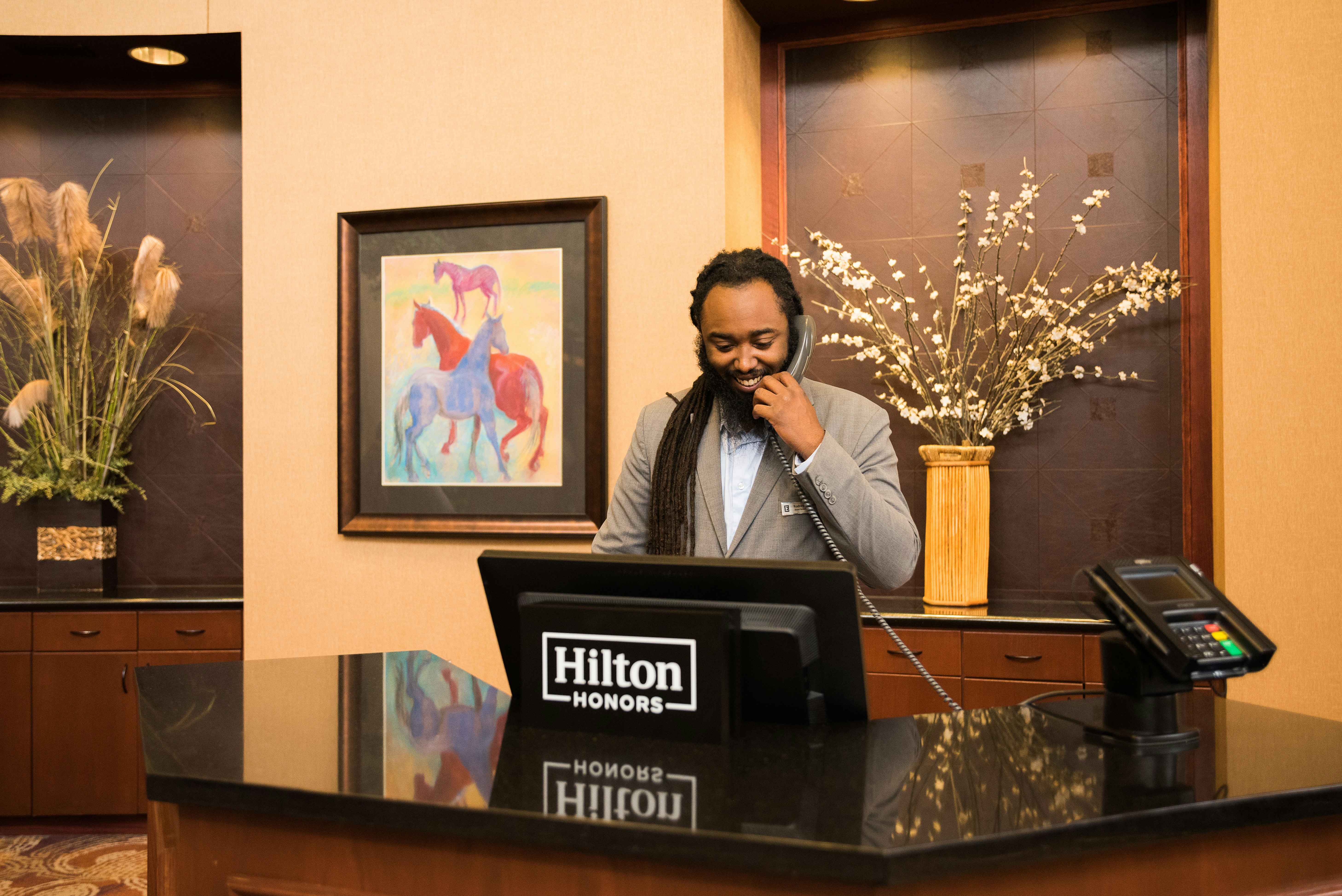 Embassy Suites by Hilton Minneapolis North 72/72