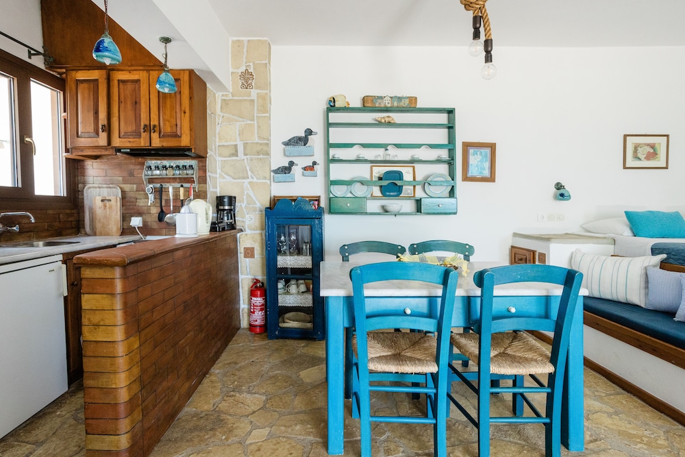 VILLA ILIATORAS 16/31
