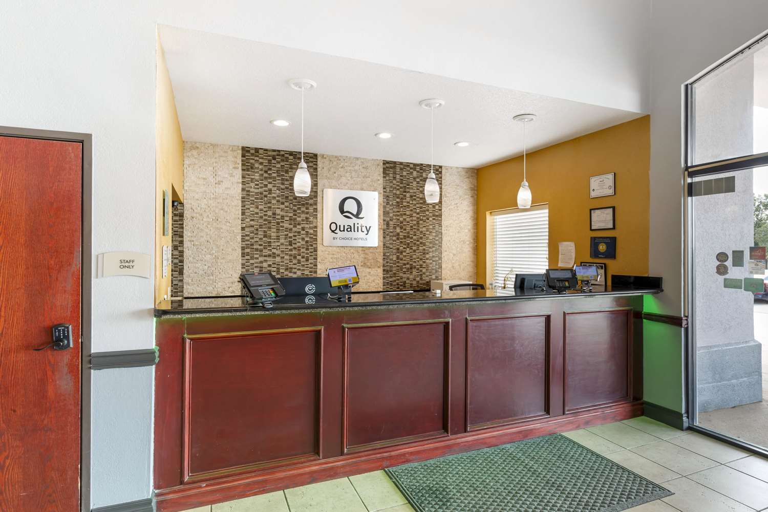 Quality Inn & Suites Wichita Falls I-44 6/23