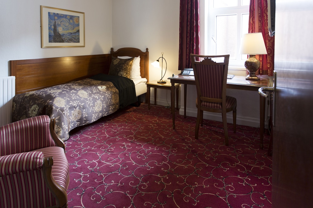 Milling Hotel Windsor 7/42