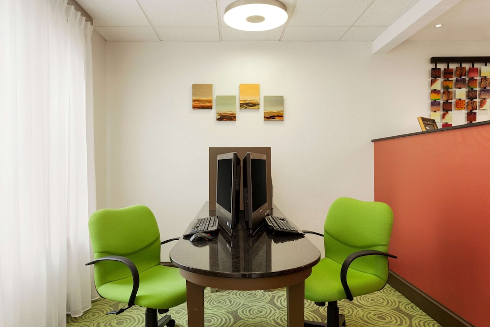 Homewood Suites by Hilton Reading 30/51