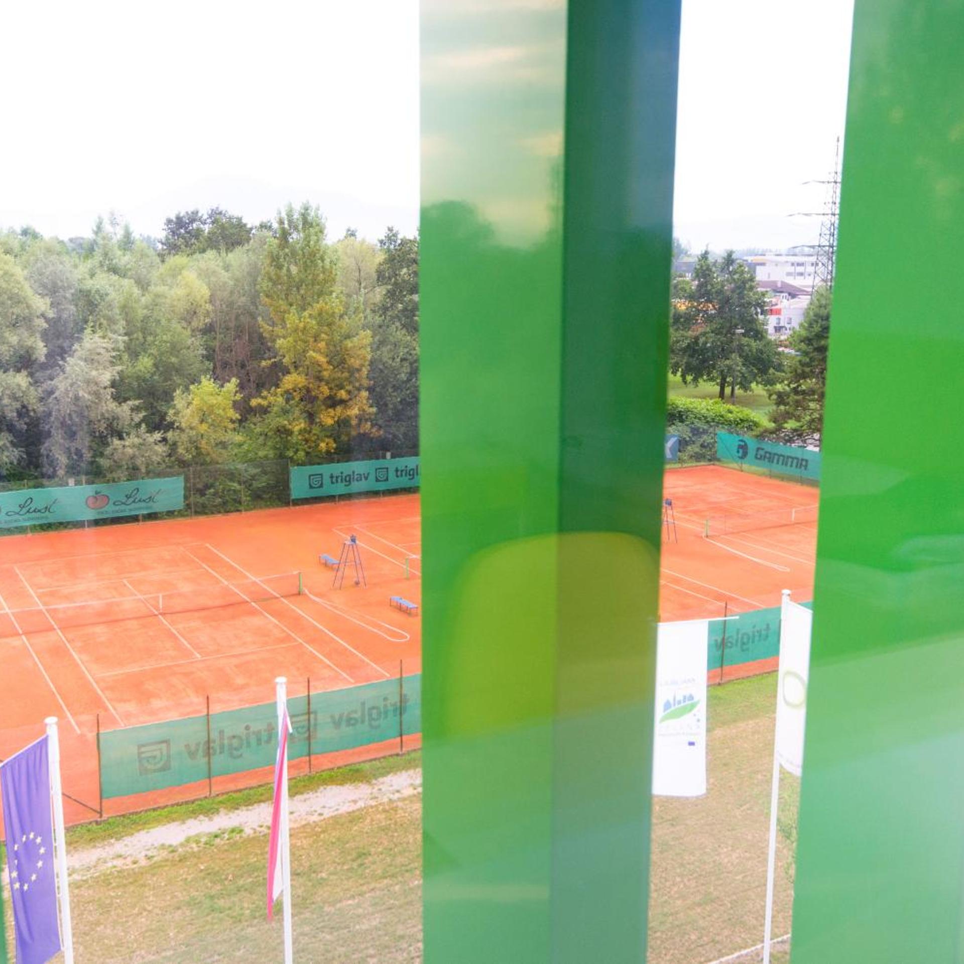 Sport Hotel Ljubljana 49/71