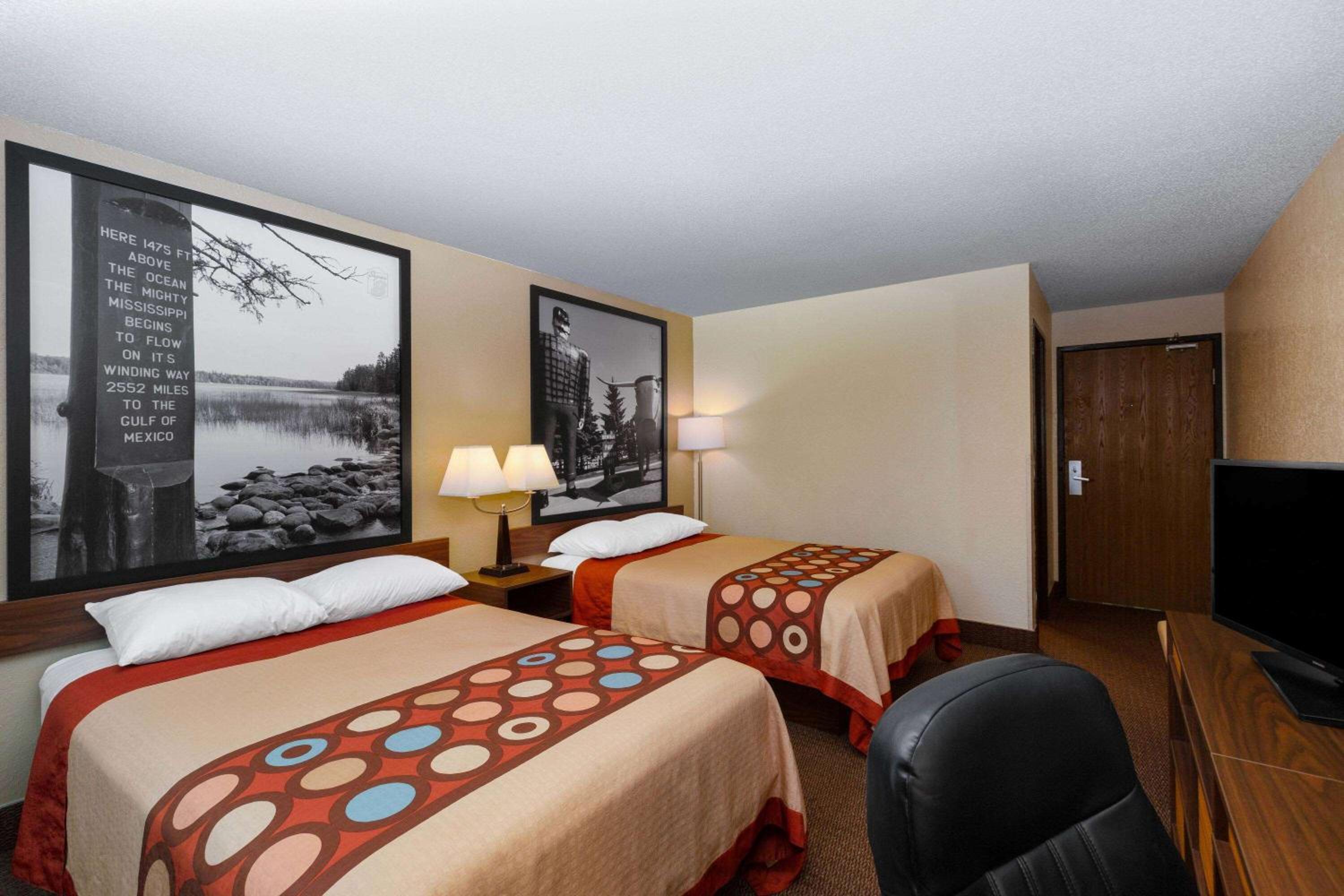 2 Full Beds - Non-Smoking