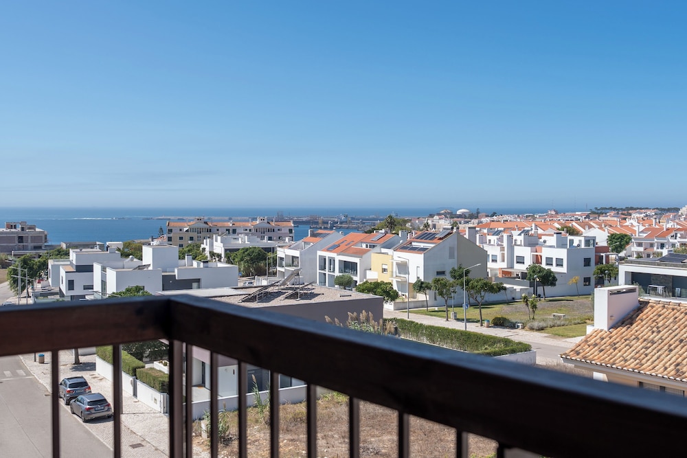 Sines Sea View Business & Leisure Hotel 46/50