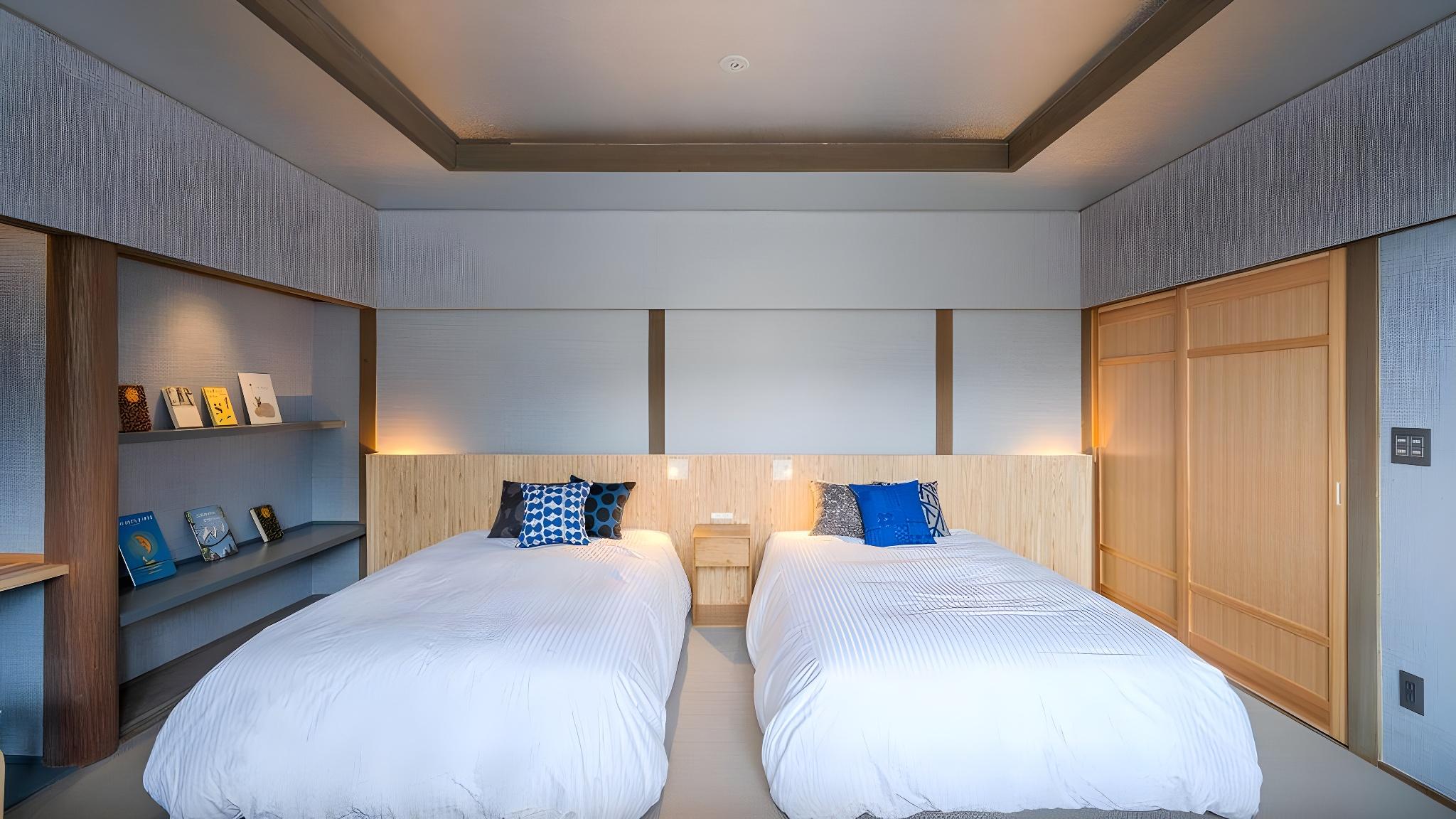 Japanese Western, Twin Beds, River View