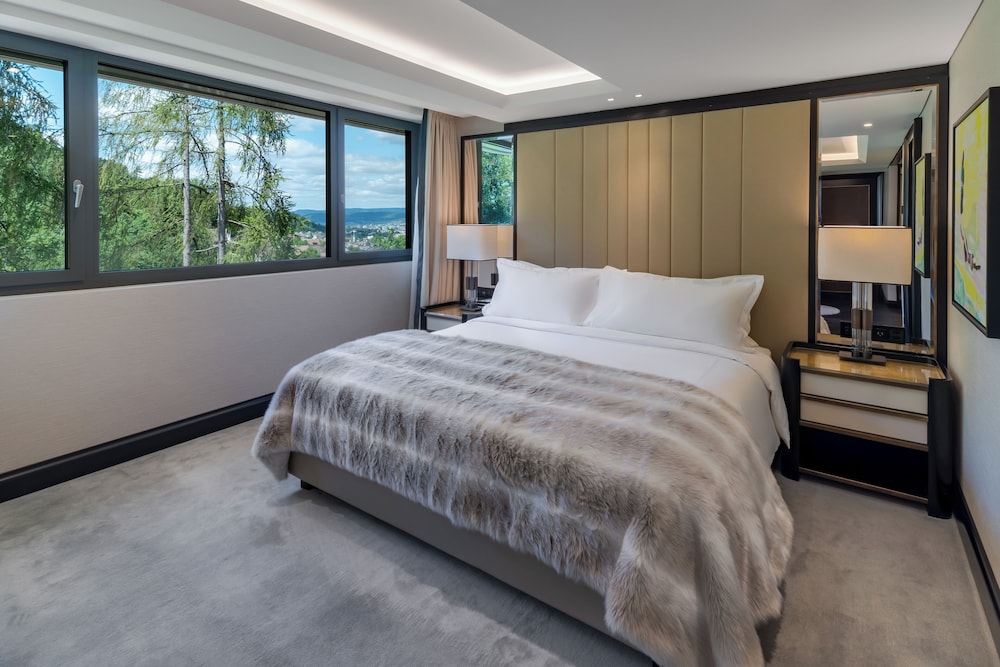 Luxe Room