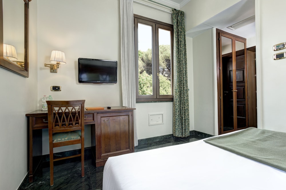 Grand Hotel Del Gianicolo 18/40