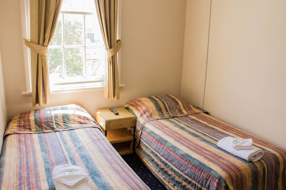 Gardners Inn Hotel 13/53