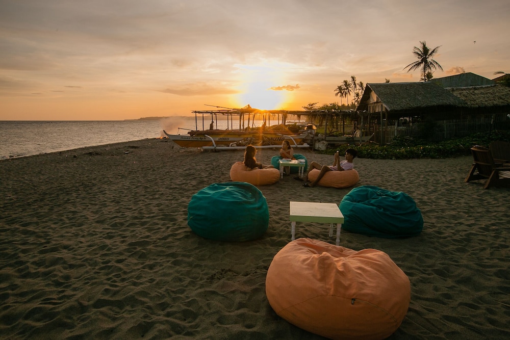 Kav's Beach Resort 42/69
