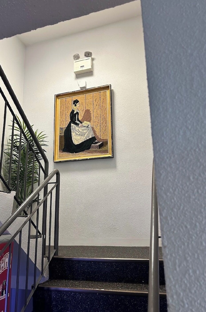 Eldey Airport Hotel 22/46