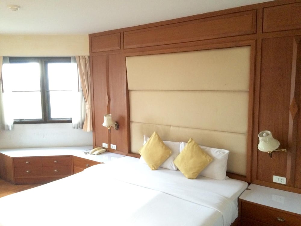 Zen Rooms Silom Soi 17 29/62